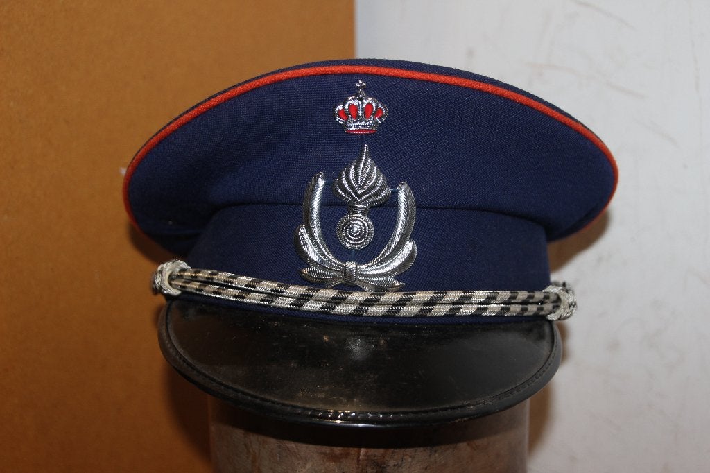 Képi de Gendarmerie., Envoi, Gendarmerie, Casque ou Béret