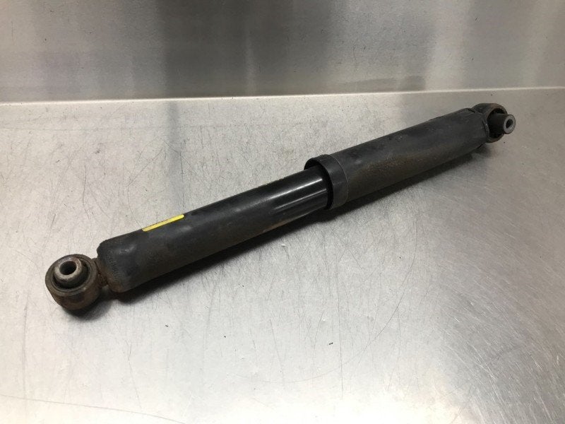 SCHOKBREKER LINKS ACHTER Nissan Qashqai (J11) (01-2013/-), Gebruikt, Nissan