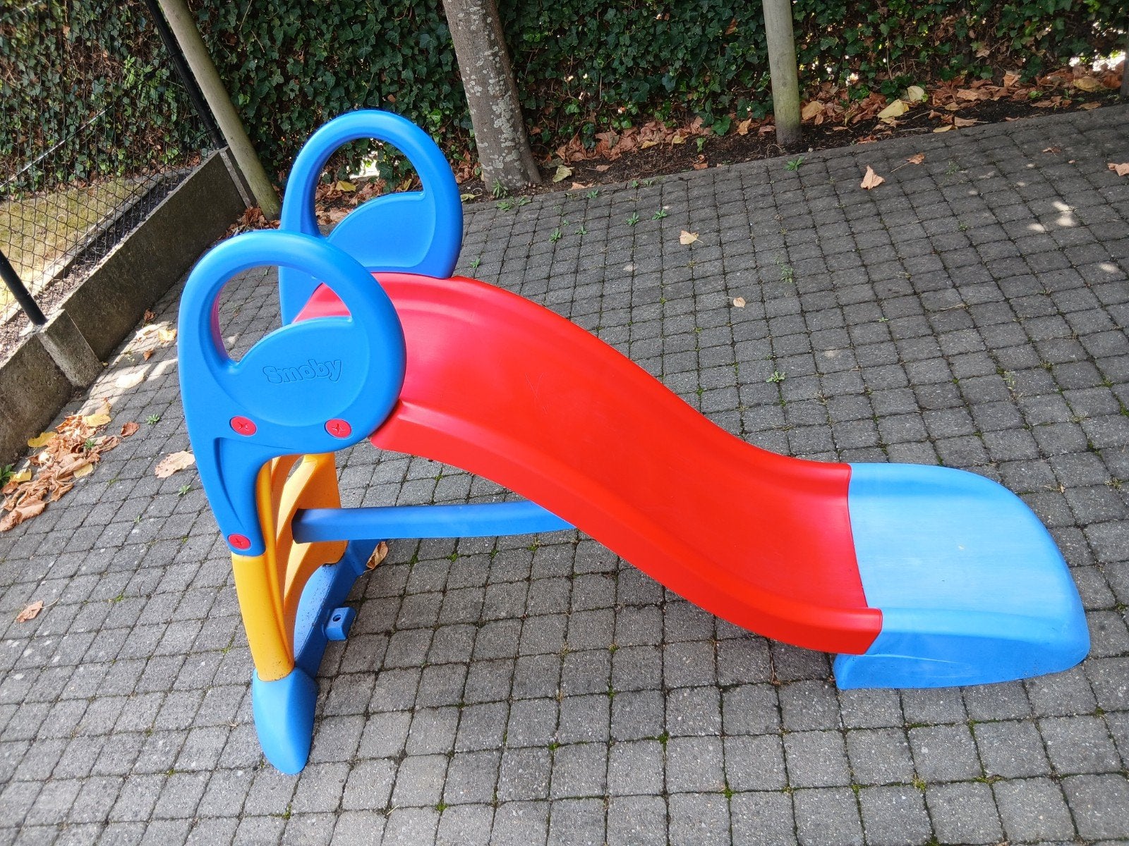Smoby glijbaan met wateraansluiting, ZEER GOEDE staat, Kinderen en Baby's, Speelgoed | Buiten | Speeltoestellen, Ophalen, Gebruikt
