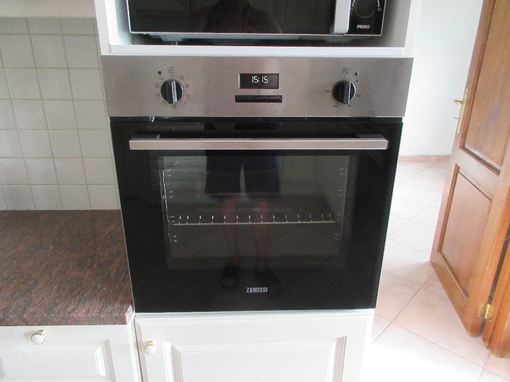 FOUR ENCASTRABLE ZANUSSI, Electroménager, Fours, Utilisé, Encastré, Zanussi, 60 cm ou plus, 60 cm ou plus, Air chaud, Enlèvement