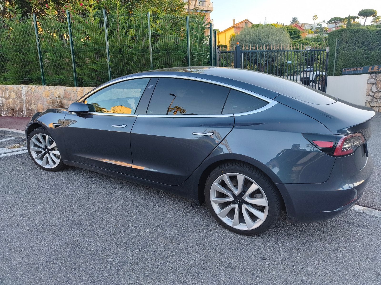 Tesla modèle 3 Long rang dual motor, Auto's, Elektrisch, Particulier, Zilver of Grijs, Te koop