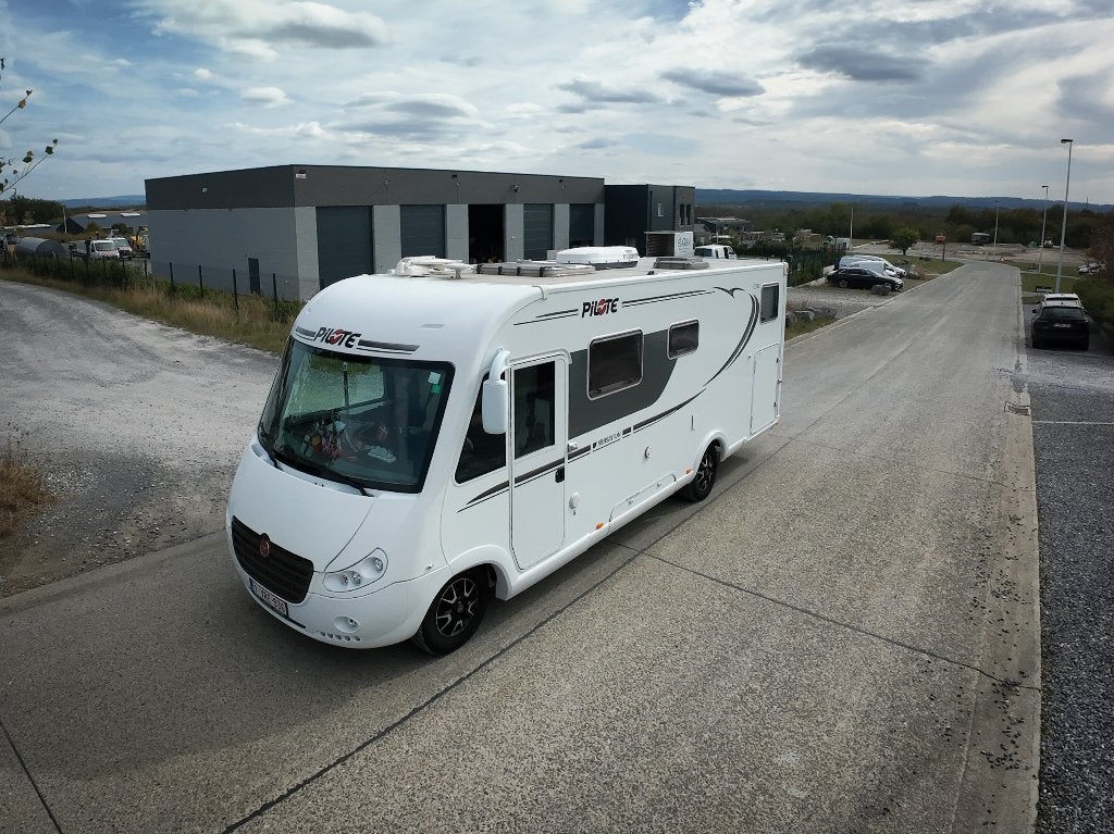 Mobilhome Pilote G740GJ 2016, Entreprise, Fiat, Pilote, Diesel