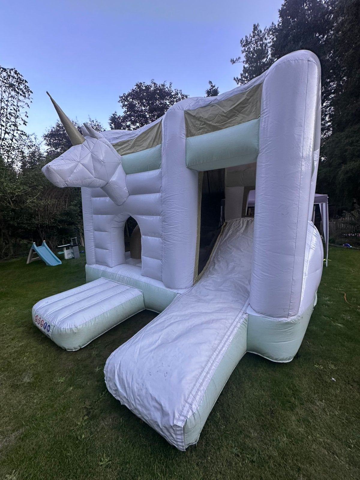 Springkasteel  unicorn JB, Ophalen, Gebruikt