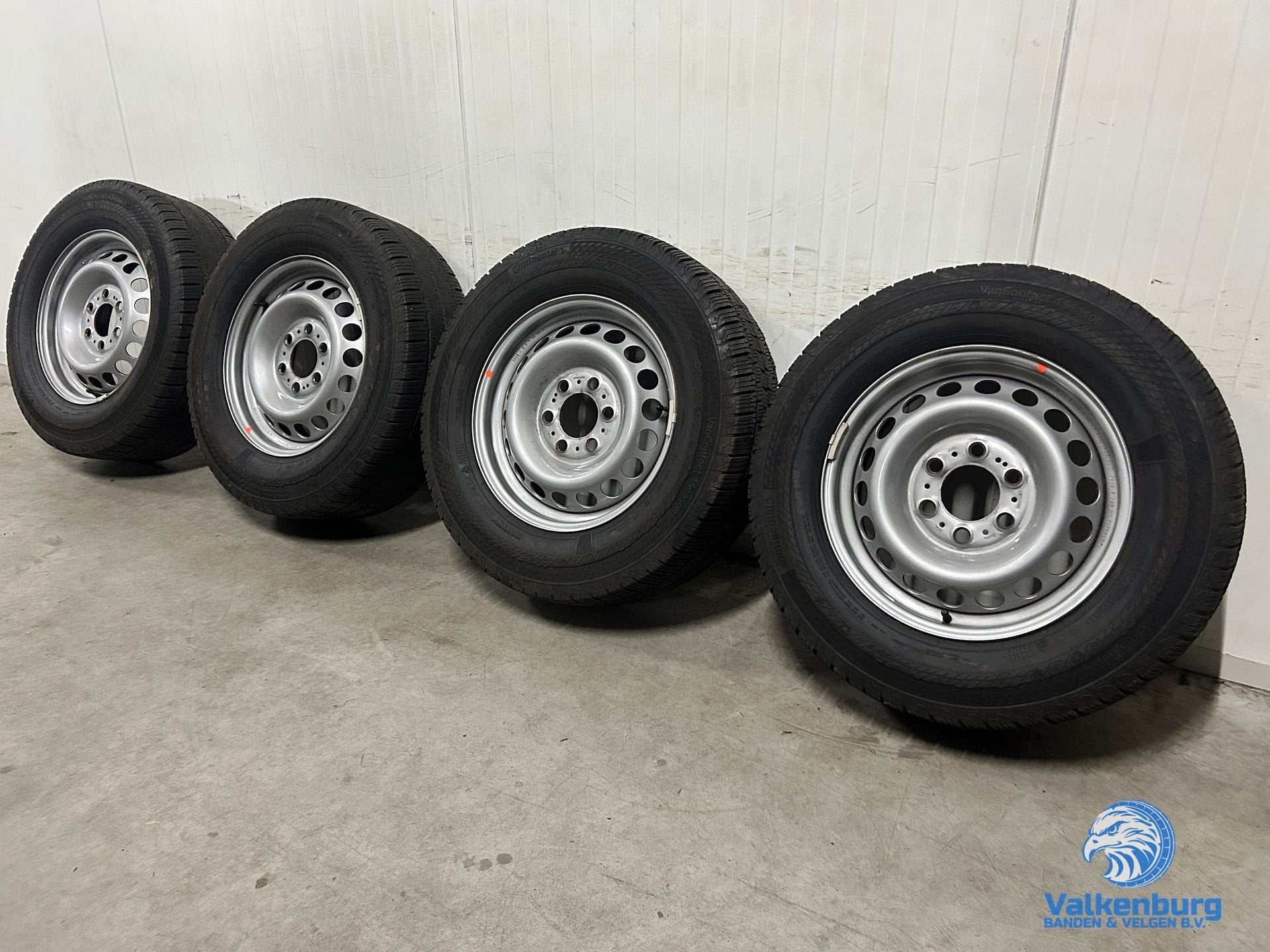 Originele Mercedes Sprinter 16 inch stalen velgen 6x130 TPMS, Autos : Pièces & Accessoires, Pneus & Jantes, Pneus et Jantes, 4 Saisons