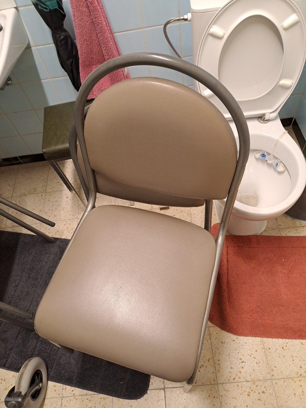 Gratis 4 stoelen, Enlèvement