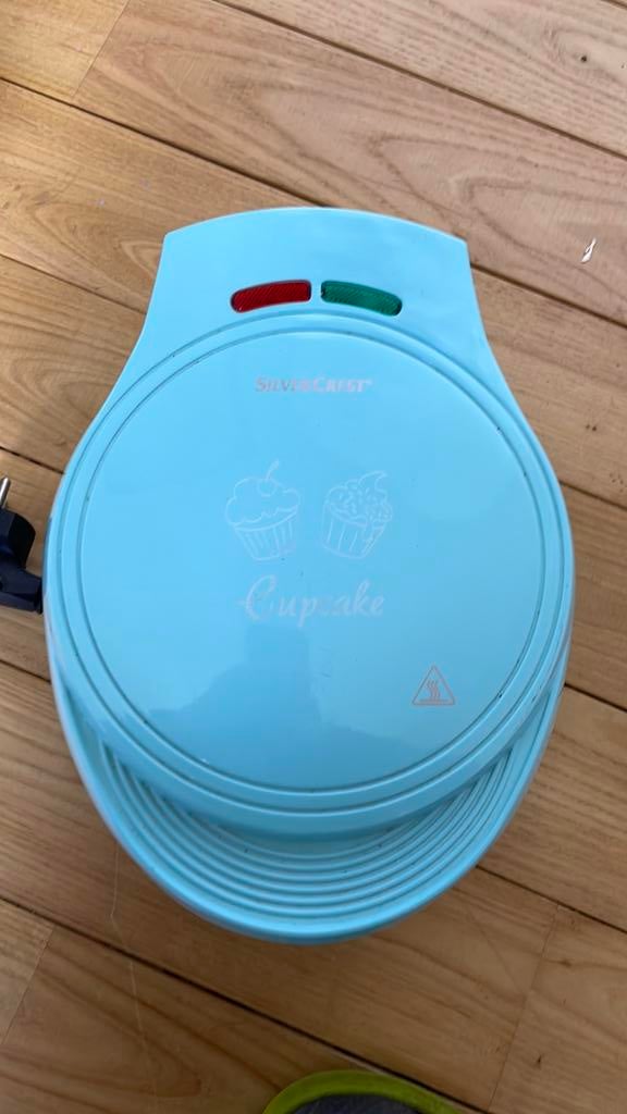 Machine a cupcake, Hobby en Vrije tijd, Taarten en Cupcakes maken, Ophalen, Zo goed als nieuw