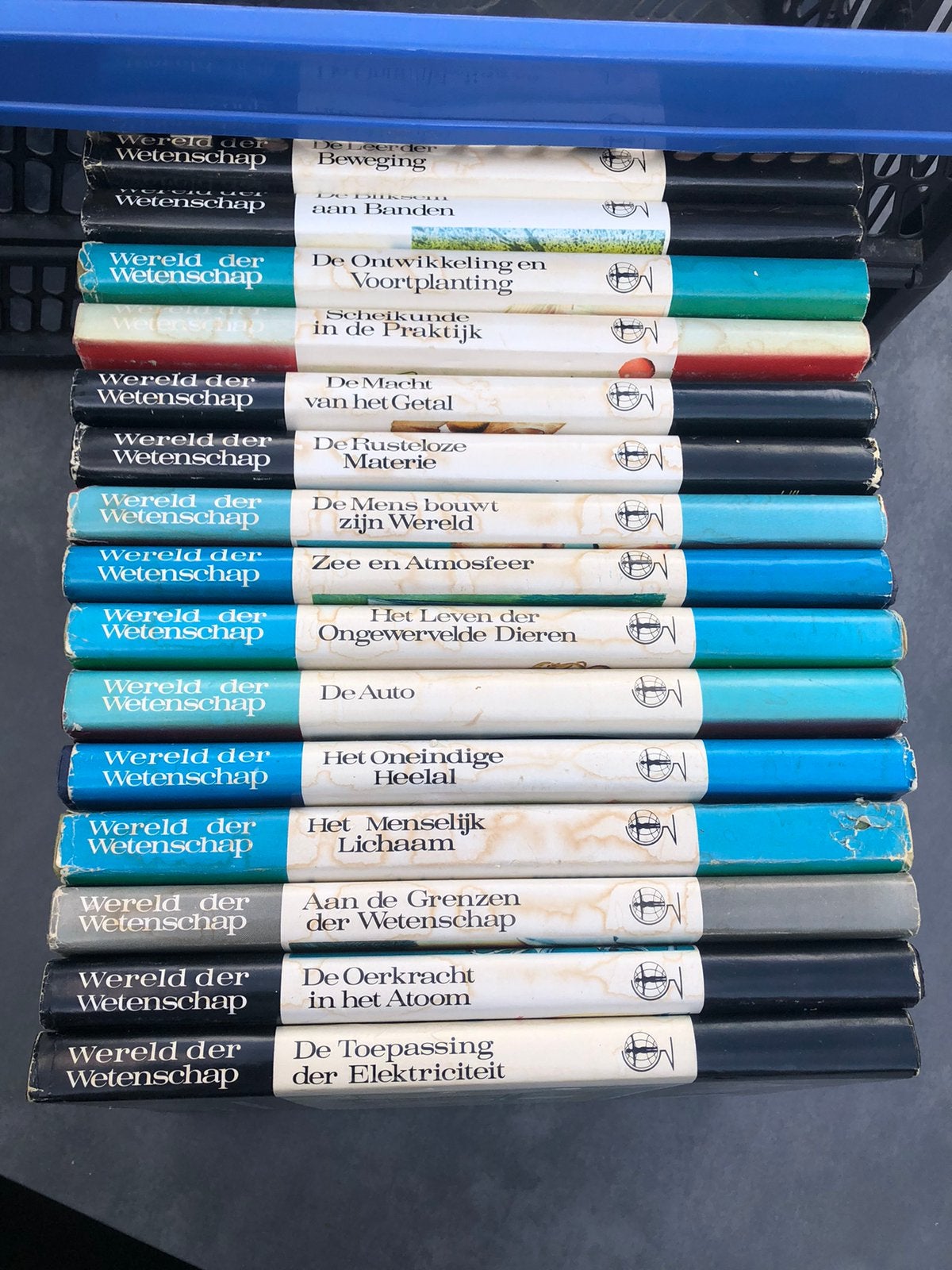 15 leerrijke boeken (Wereld der Wetenschap), Boeken, Ophalen, Zo goed als nieuw