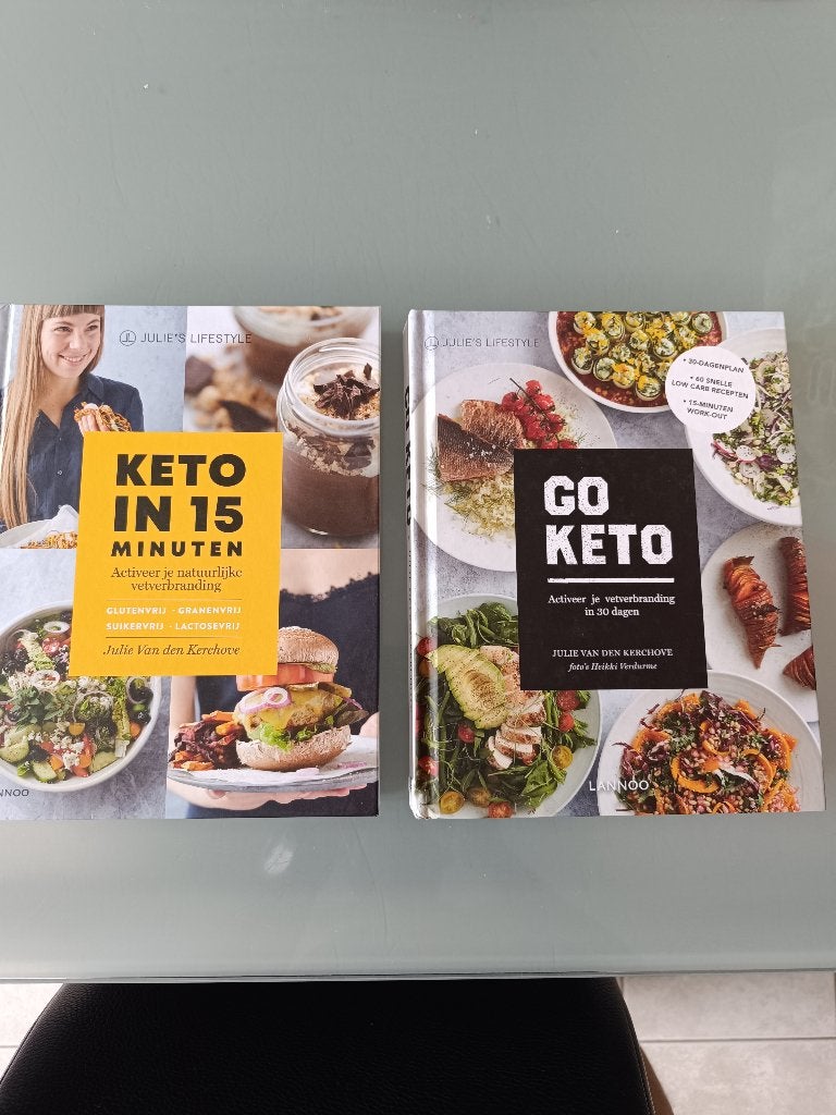 2 KETO kookboeken Go Keto & Keto in 15 minuten, Ophalen of Verzenden, Zo goed als nieuw, Dieet en Voeding, Julie Van den Kerchove