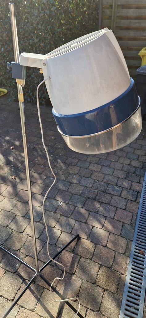 Dit is een vintage staande haardroger, Ophalen