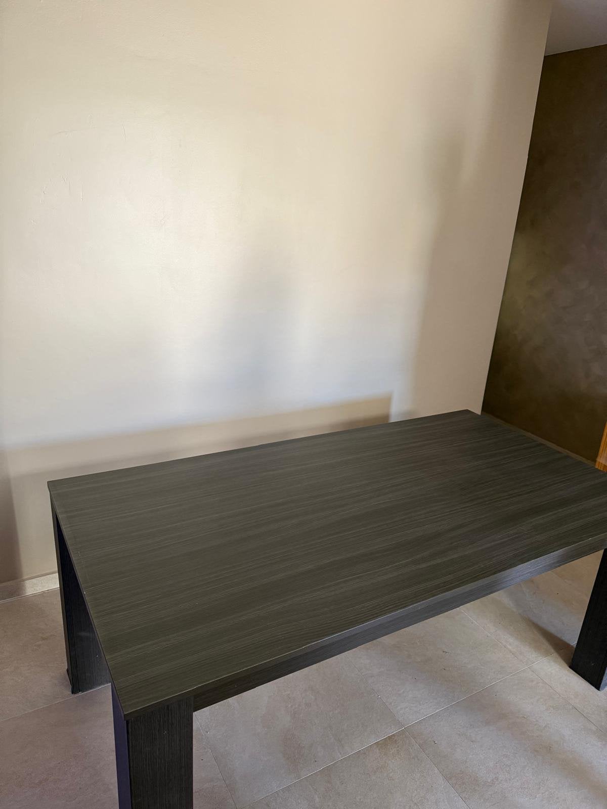 Uitschuifbare eettafel zwart/donker hout, Enlèvement