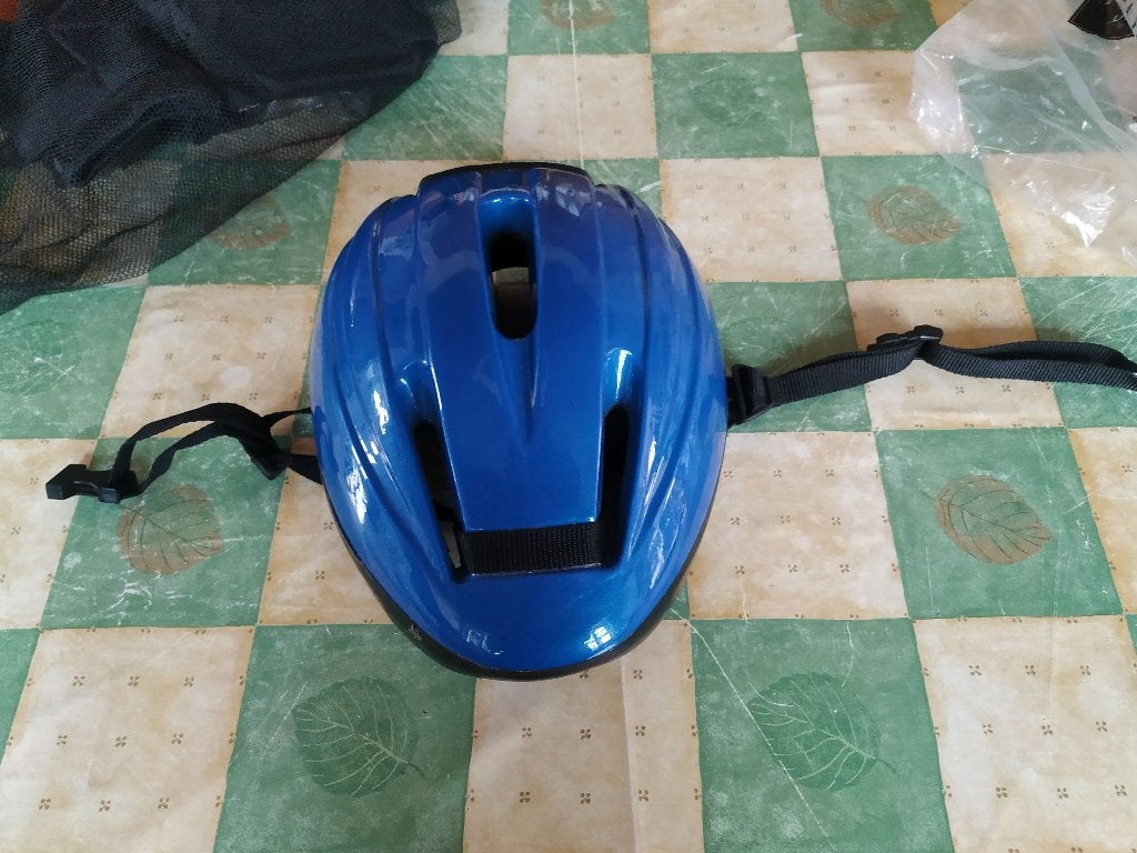 nieuwe fietshelm medium met toebehoren, Enlèvement ou Envoi, Neuf