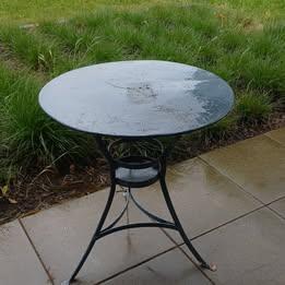 Vintage metalen bistrotafel + 4 stoelen, Ophalen, Rond
