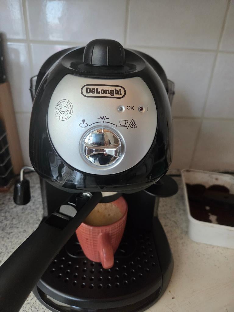 Koffiemachine, Ophalen, Espresso apparaat, Gemalen koffie, Zo goed als nieuw