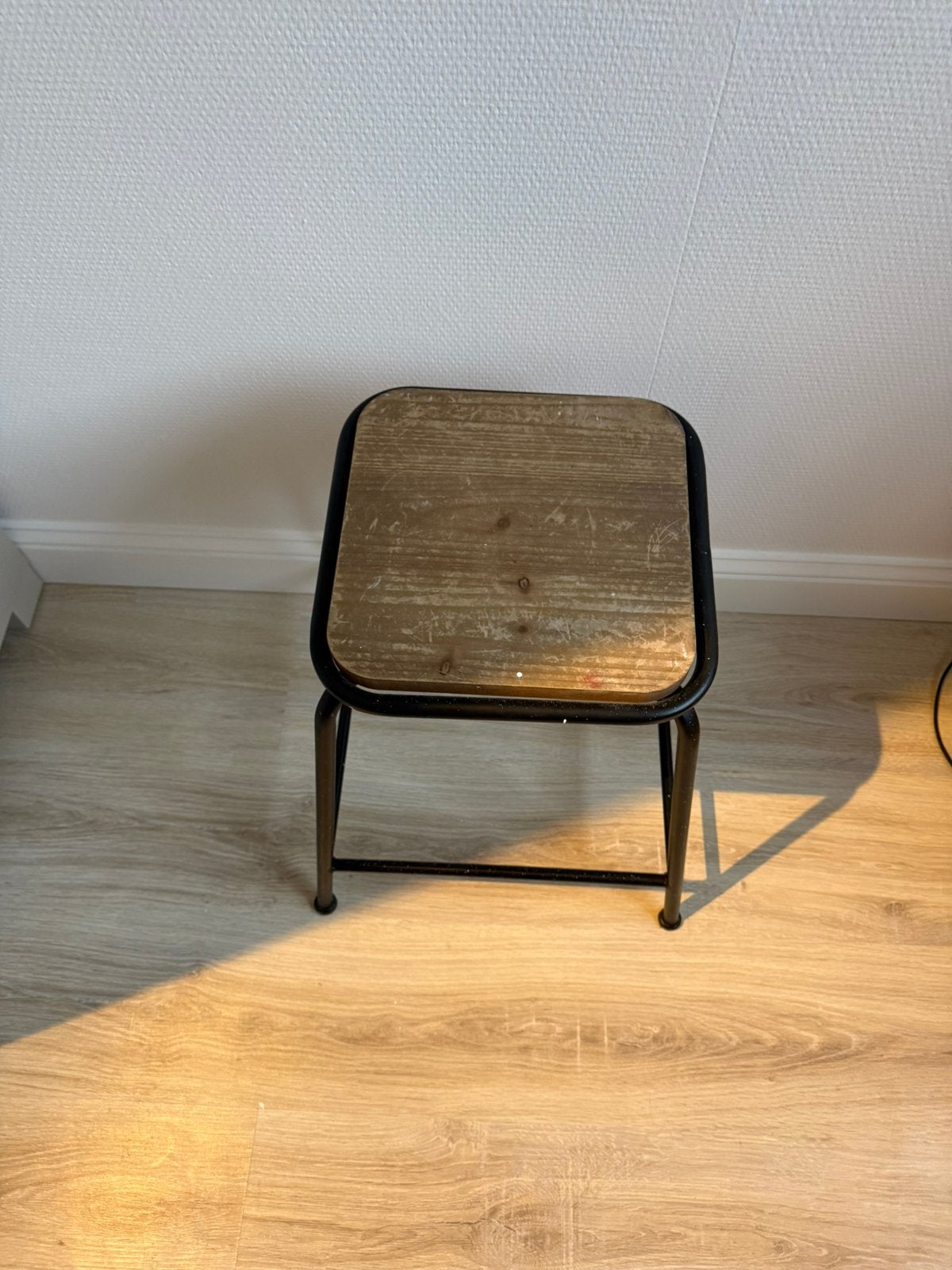 Tabouret, Enlèvement, Utilisé, Une