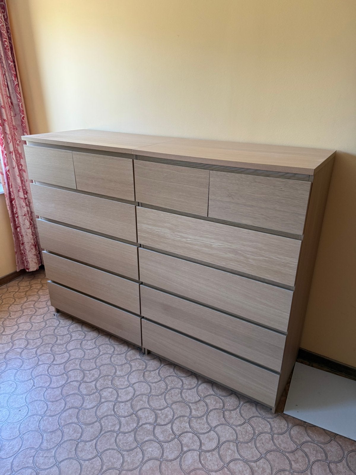 2x STORKLINTA Commode 6 tiroirs, motif chêne, Ophalen, Zo goed als nieuw, Eikenhout
