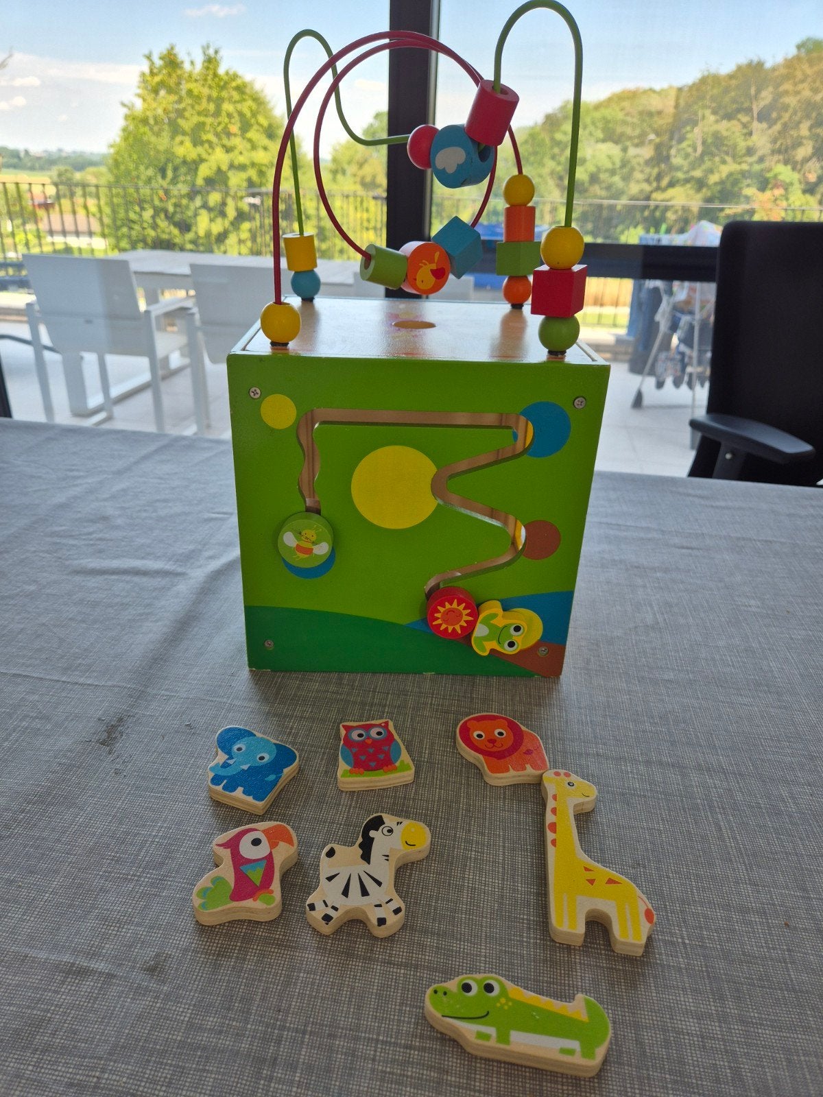 Houten activiteitenkubus met kralenspiraal – Colruyt, Kinderen en Baby's, Ophalen of Verzenden