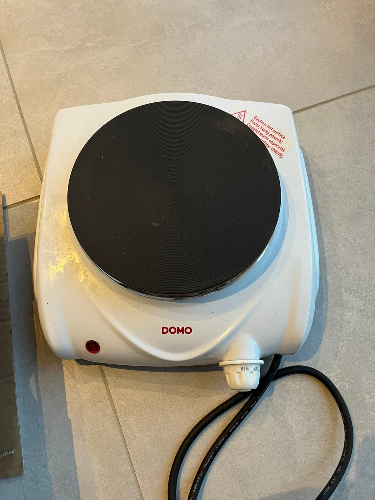 Enkele elektrische kookplaat Domo, Elektronische apparatuur, Ophalen, Gebruikt, 3 kookzones of minder, Vrijstaand