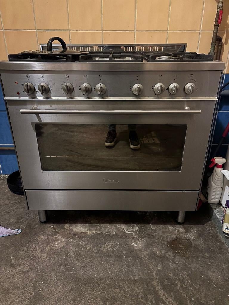 Delonghi gasfornuis/oven is elektrisch - 90 cm breed, Elektronische apparatuur, Ophalen, Gebruikt, 60 cm of meer, Vrijstaand