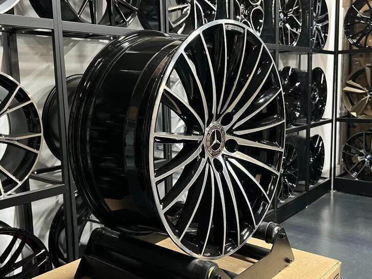 18'' Mercedes AMG Look velgen A B C E CLA V GLA Klasse Vito, Auto-onderdelen, Banden en Velgen, Ophalen of Verzenden, Nieuw, Velg(en)
