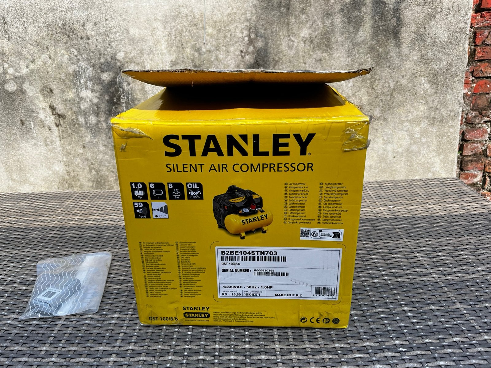 Compresseur d'air silencieux Stanley DST 100 6 litres, Bricolage & Construction, Compresseurs, Moins de 25 litres, Réduction de bruit