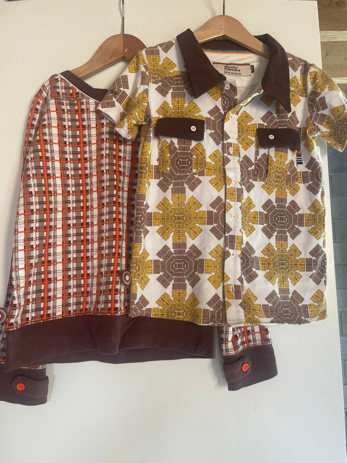 2 Schitterend 4funkyflavours tops maat 134/140, Ophalen, Gebruikt, Jongen, Shirt of Longsleeve