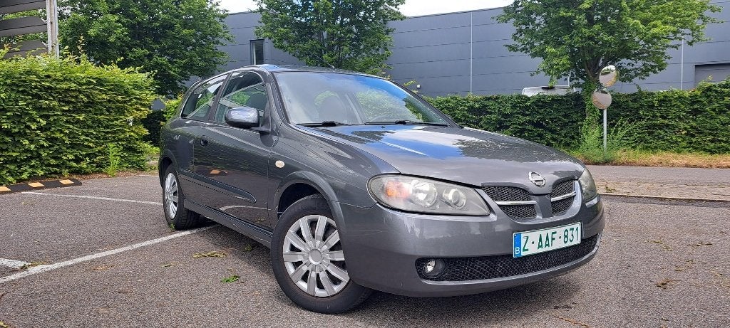 NISSAN ALMERA BENZINE  - SLECHTS 72000 KM !!!, Stof, 4 cilinders, 160 g/km, Zilver of Grijs