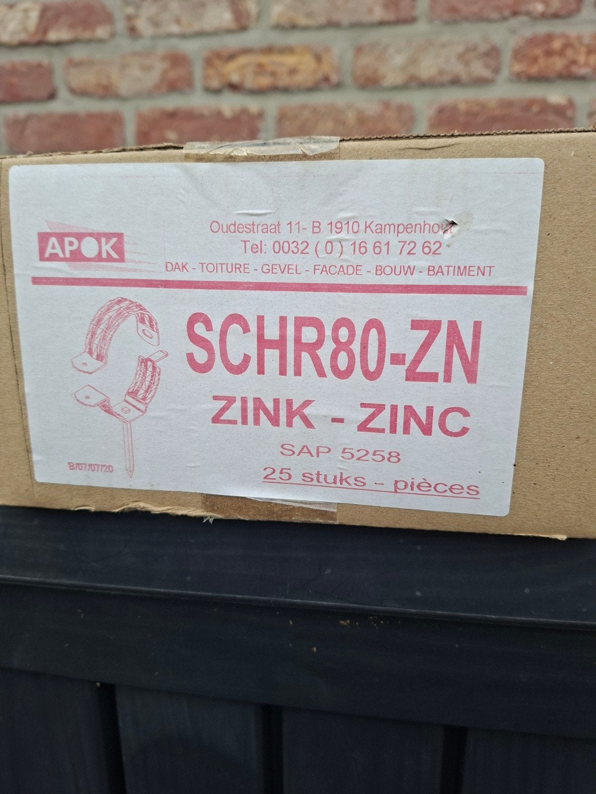 zinken beugels en krammen, Ophalen