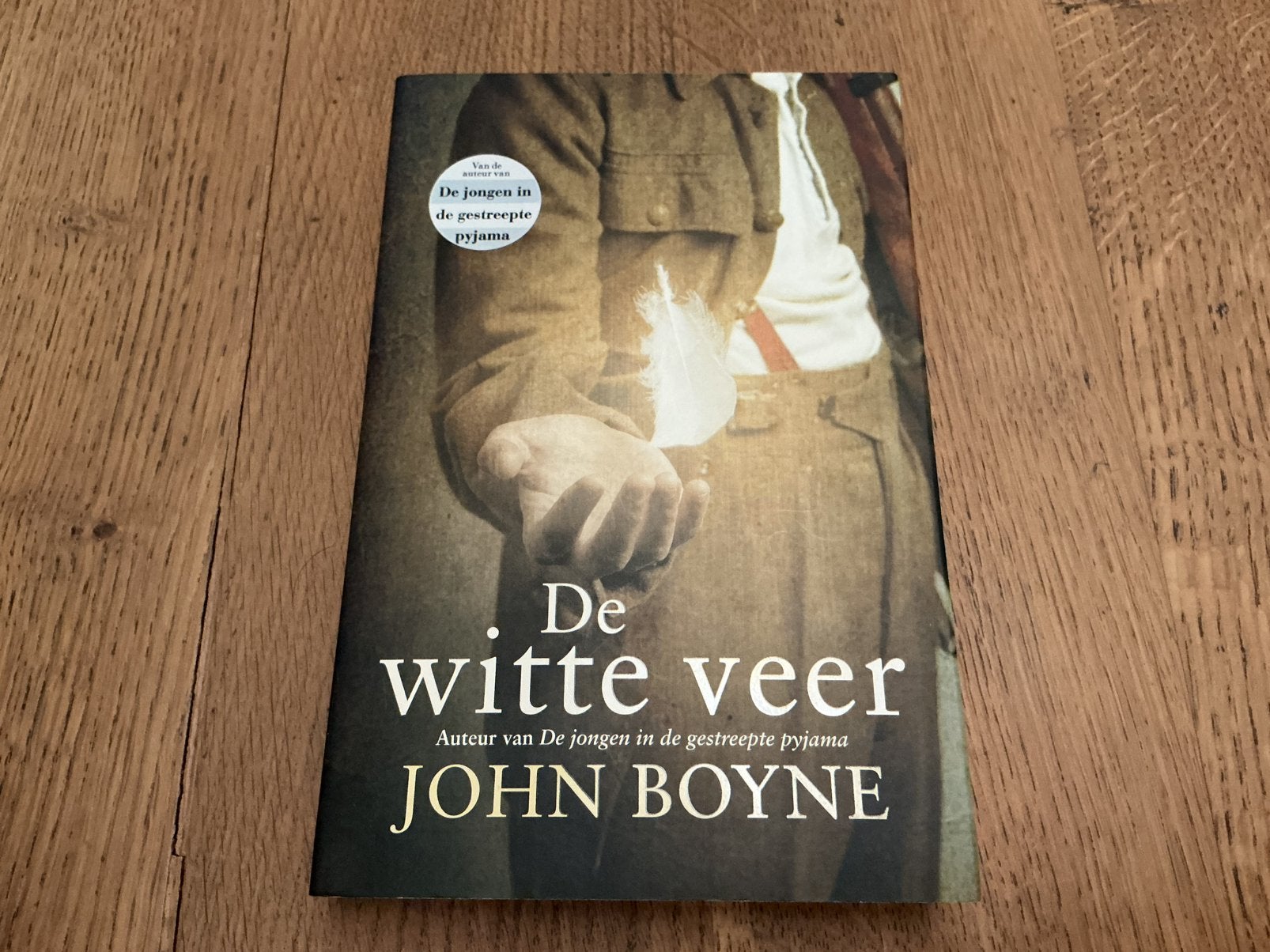 John Boyne - De witte veer, Enlèvement, Comme neuf, John Boyne