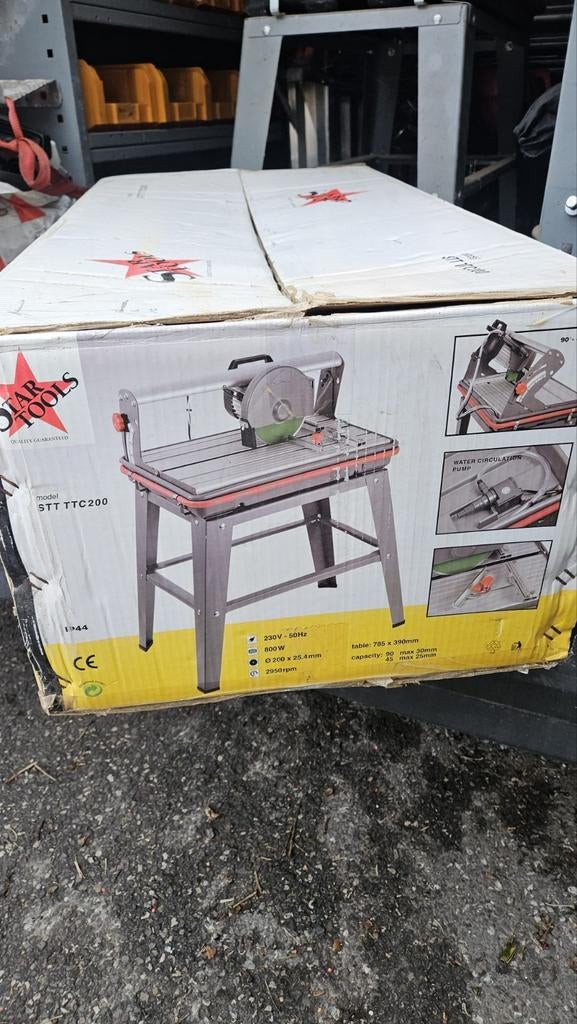 Coupe carrelage électrique