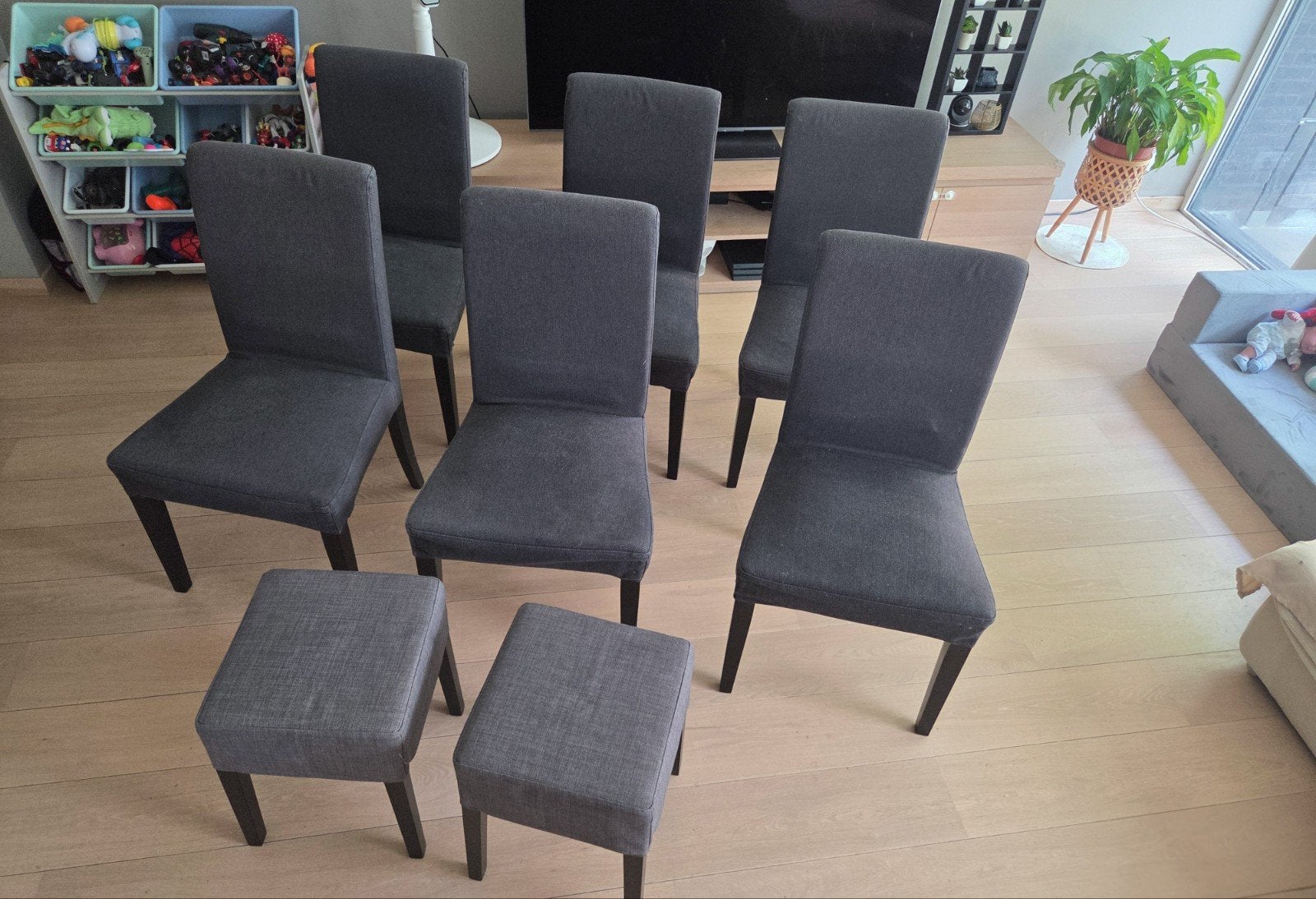 Set van 6 eetkamerstoelen + 2 krukken, Huis en Inrichting, Stoelen, Ophalen, Grijs