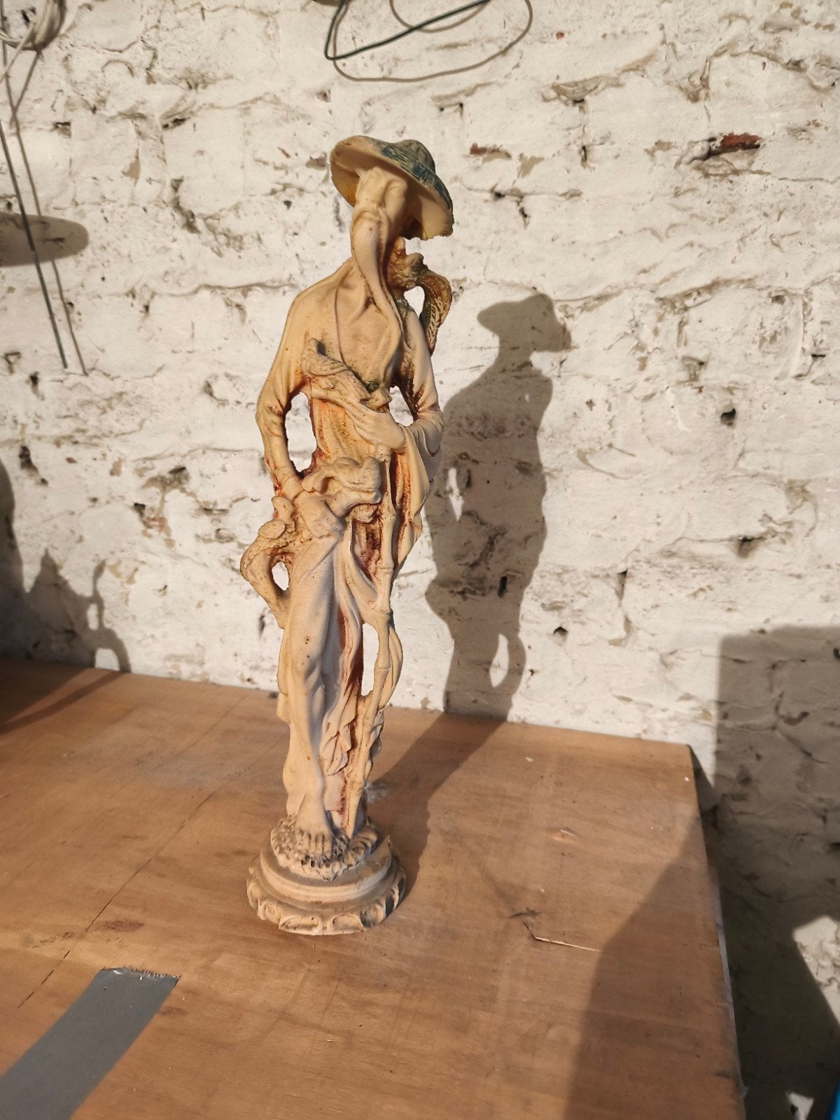 Statuette Chinoise, Enlèvement
