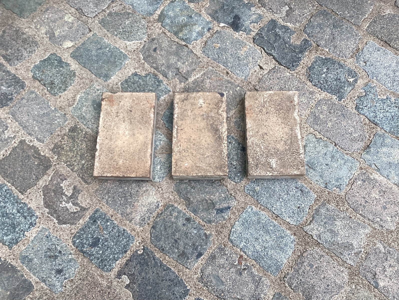 Een 50 tal dikke vuurvaste stenen., Tuin en Terras, Ophalen, Gebruikt