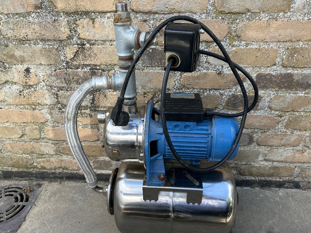 waterpomp, Jardin & Terrasse, Pompes à eau, Enlèvement, Utilisé, Électrique, Pompe d'appoint