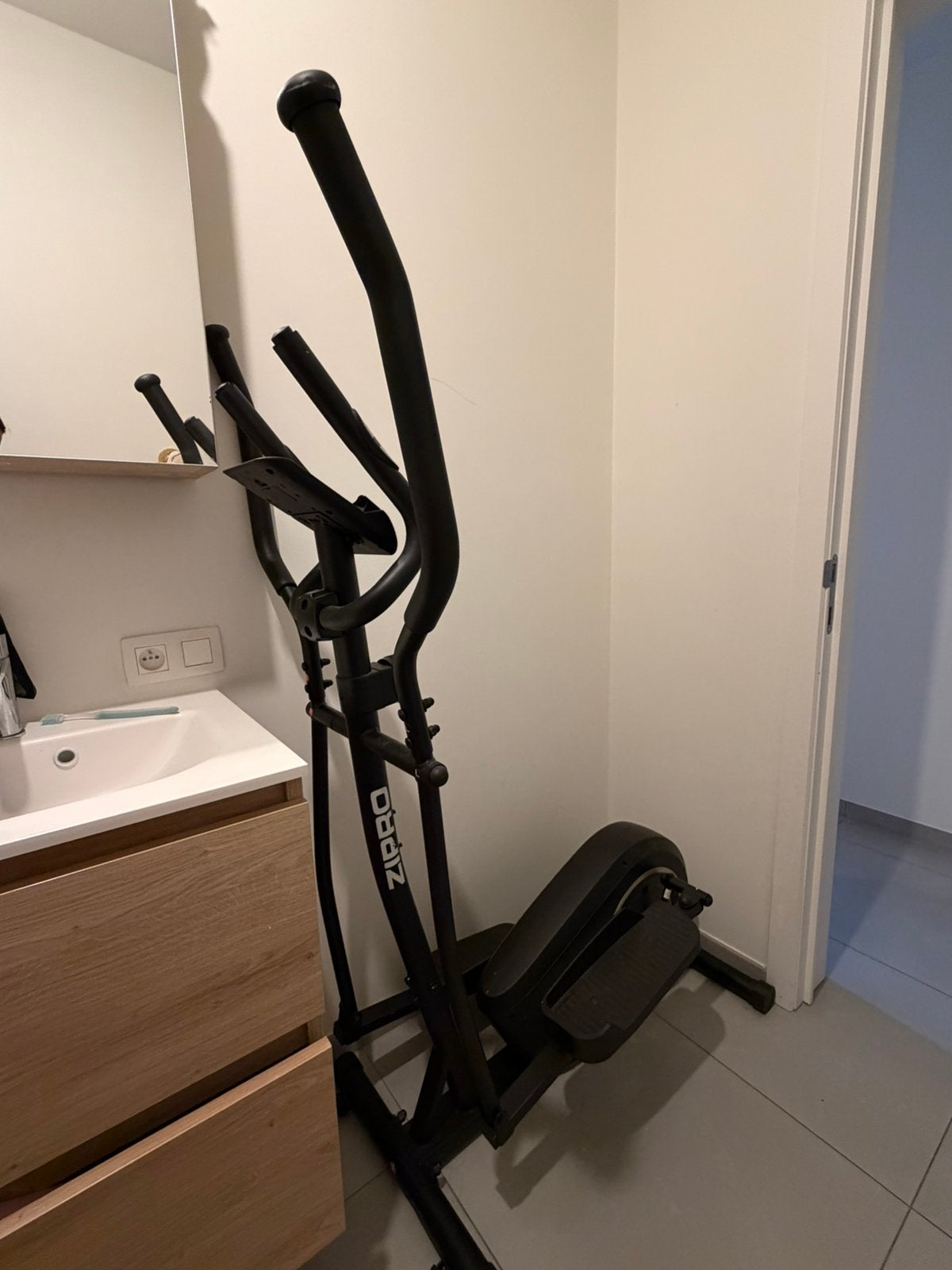 Vélo elliptique magnétique Zipro Burn Gold, Enlèvement, Comme neuf, Vélo elliptique