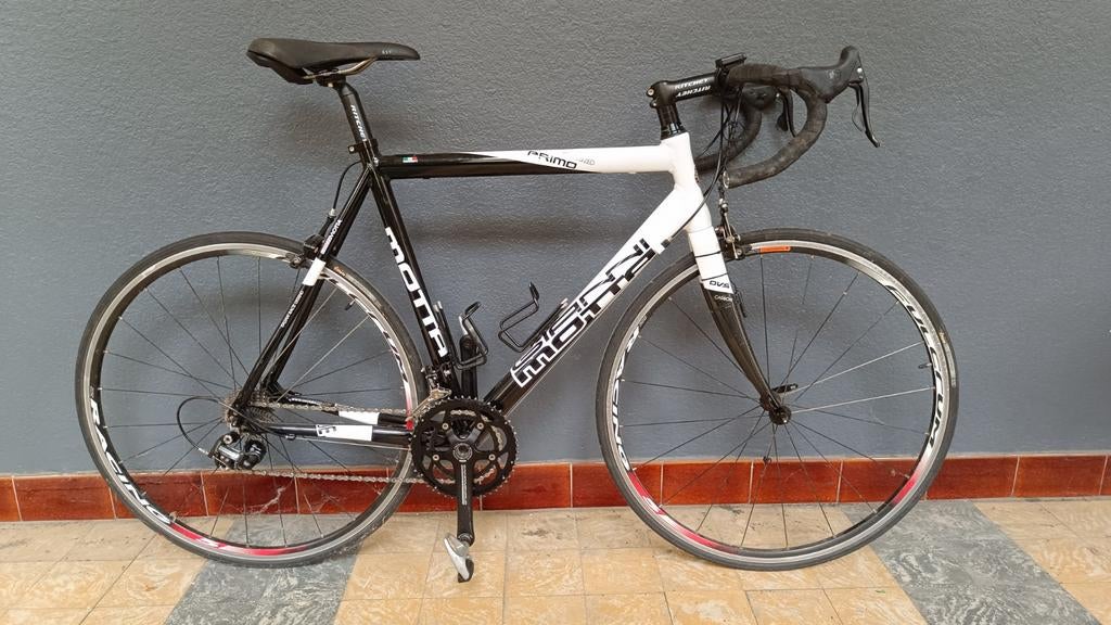 Koersfiets Gianni Motta maat L 58 met Campagnolo onderdelen, Fietsen en Brommers, Fietsen | Racefietsen, Ophalen