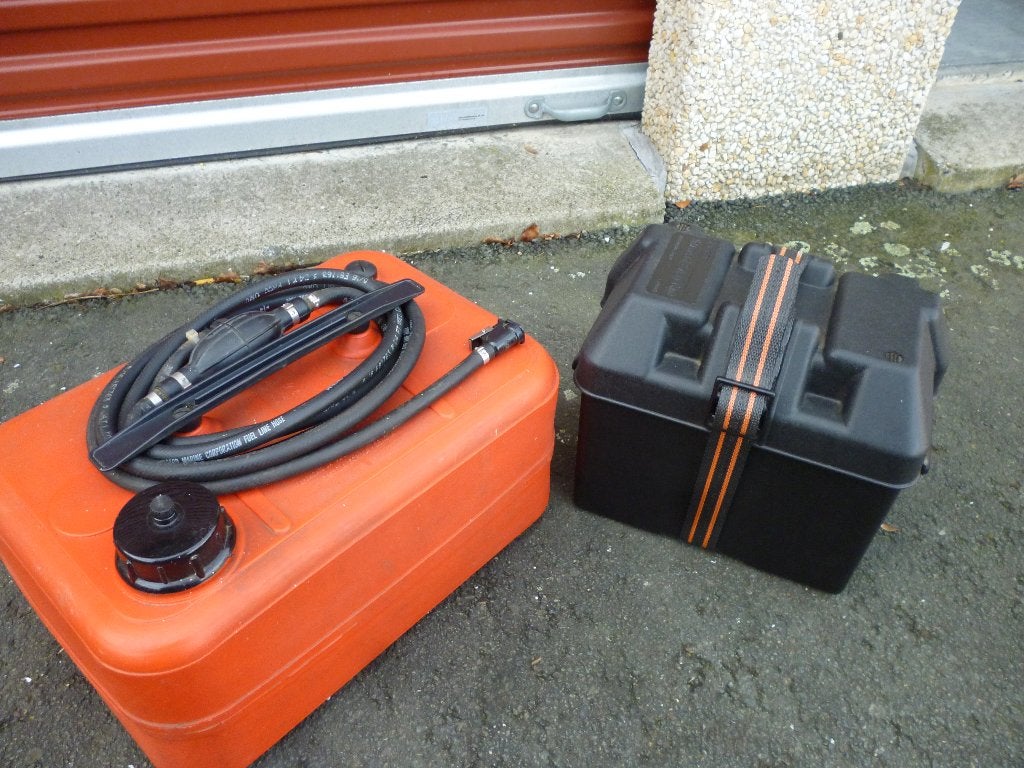 Nourrice moteur HB + Bac batterie, Enlèvement, Neuf, Moteur hors-bord