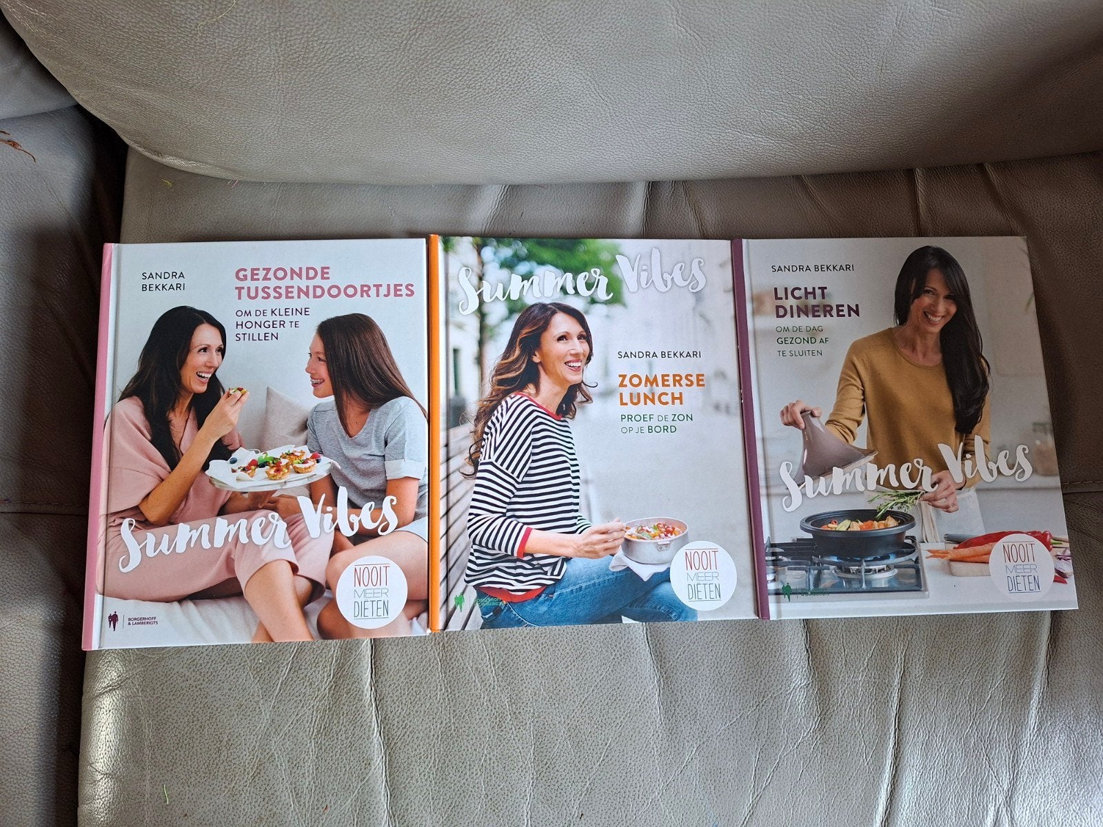 3x Sandra Bekkari , Summer vibes, Enlèvement ou Envoi