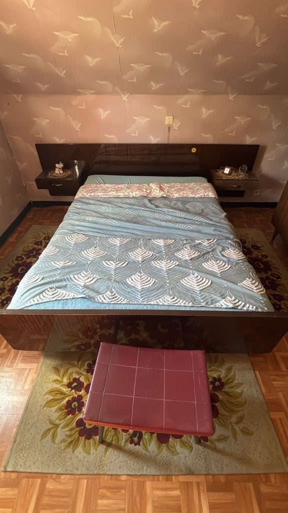 Vintage jaren 60/70 bed met geïntegreerde nachtkastjes, Enlèvement, Bois, 200 cm