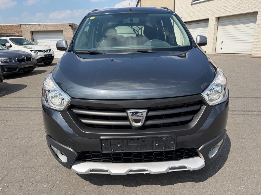 Dacia Lodgy Stepway 1,5 dci diesel 7 zitplaatsen, Auto's, Dacia, Monovolume, Euro 6, Parkeersensor, Zilver of Grijs