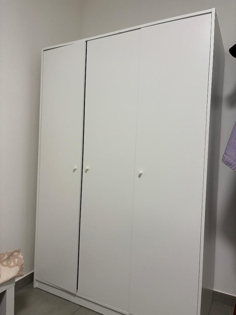 Armoire Ikea KLEPPSTAD, Comme neuf, 100 à 150 cm, 50 à 75 cm, 150 à 200 cm