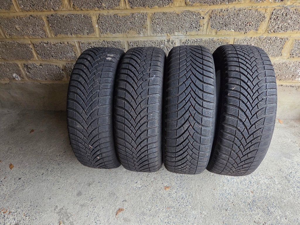 4 pneus hiver Semperit Speed‑Grip 5 – 205/60 R16 92H, Autos : Pièces & Accessoires, Pneus & Jantes, Pneus hiver, 16 pouces, Véhicule de tourisme