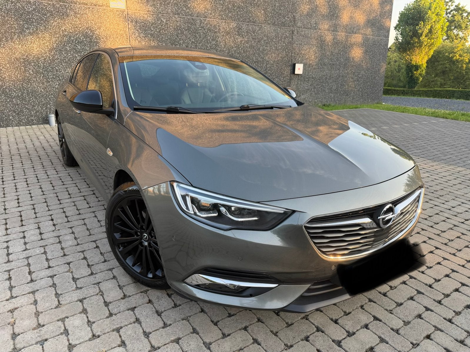 OPEL INSIGNIA GRAND SPORT  FULL OPTIES, Auto's, Euro 6, Leder, Handgeschakeld, Particulier