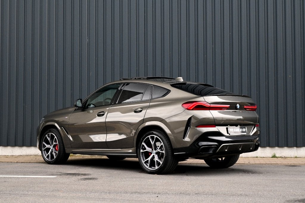 BMW X6 30d M-pakket, Pano, 360Cam, Ambilight, H&K, BTW, Auto's, BMW, Automaat, 2993 cc, Parkeerassistent, Bedrijf