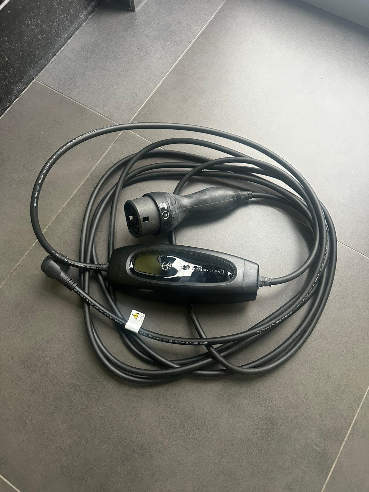 Originele Mercedes-Benz laadkabel 8m Mode 2 A0005833505, Ophalen, Zo goed als nieuw, Laadkabel