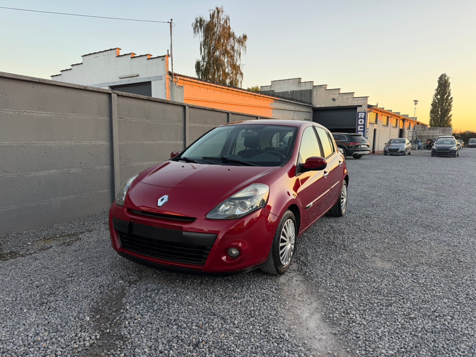 RENAULT CLIO BENZINE*AIRCO, Autos, Rouge, Achat, Entreprise, Boîte manuelle