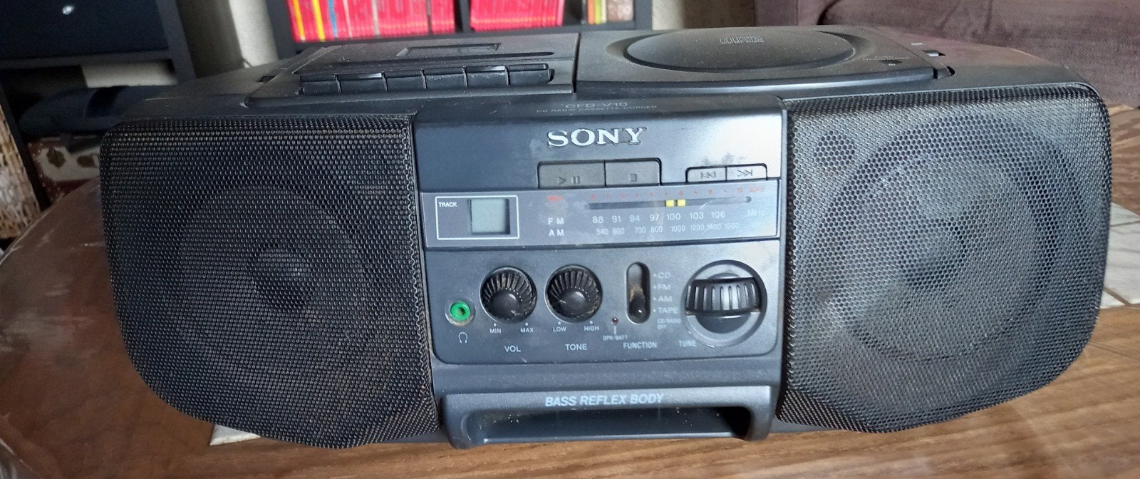 radio Sony cassettes et CD couleur noir, Ophalen