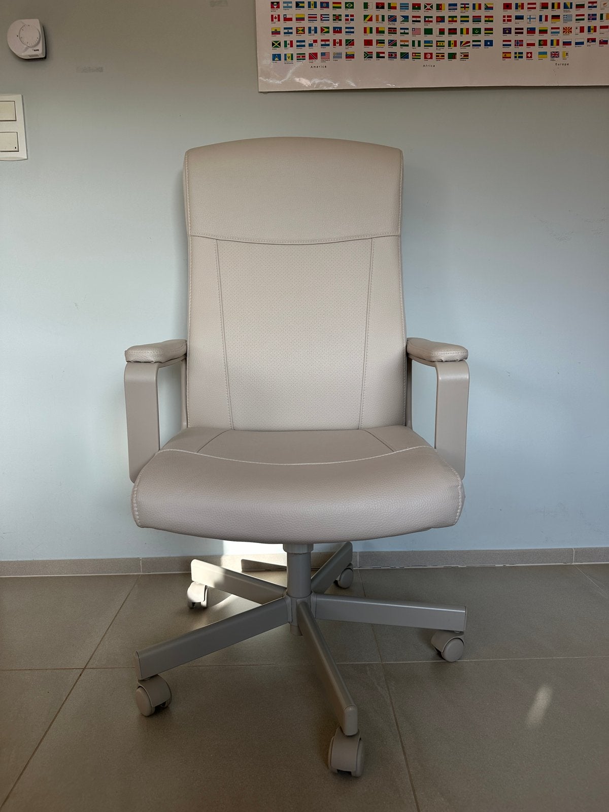 Chaise de bureau IKEA MILLBERGET, Enlèvement, Comme neuf, Beige, Chaise de bureau