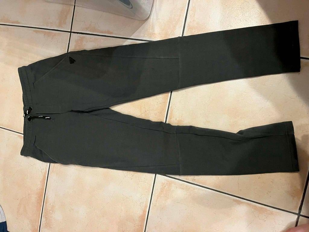 joggingsbroek groen bel air 164, Kinderen en Baby's, Ophalen of Verzenden, Gebruikt, Jongen, Broek