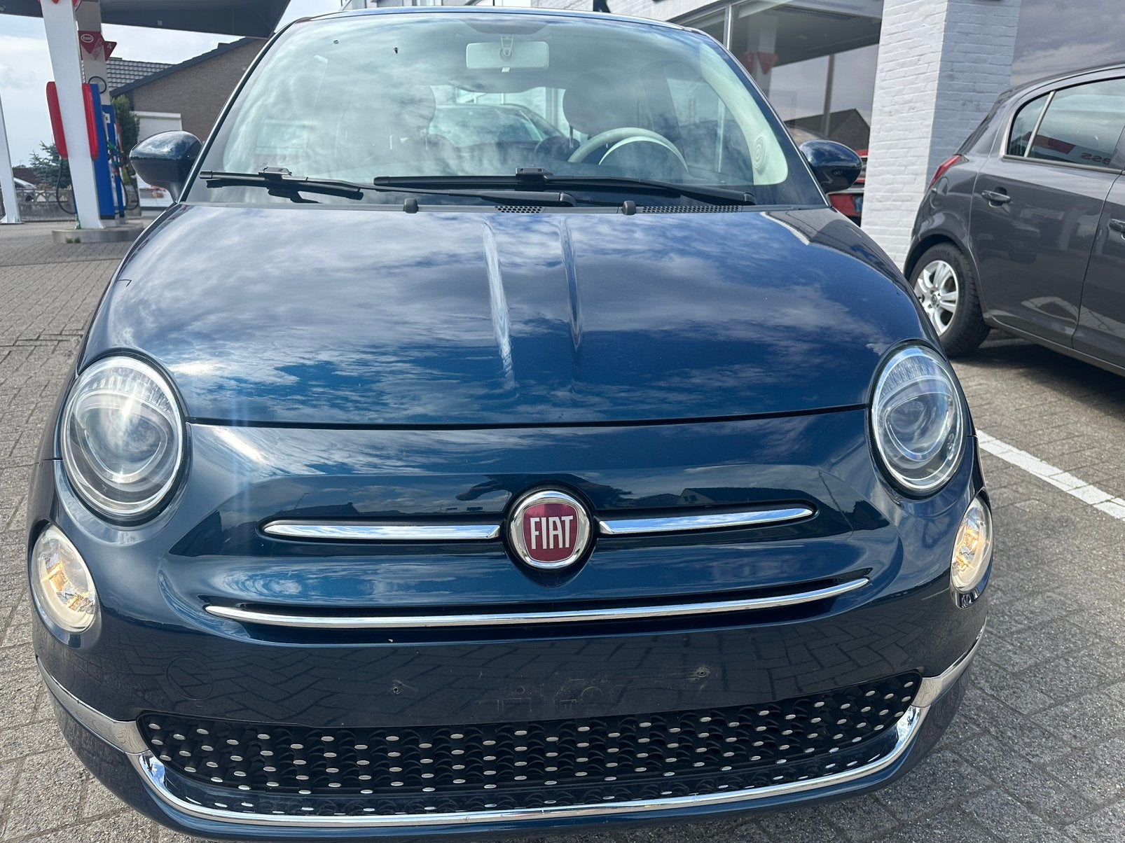 Fiat 500 Mild Hybride, Dolcevita uitvoering. Met garantie., Auto's, Voorwielaandrijving, 4 zetels, Euro 6, Blauw
