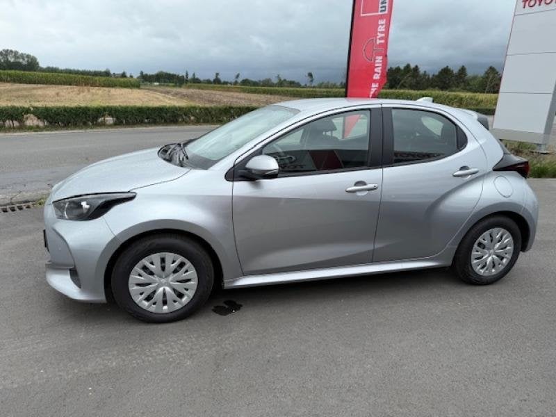 Toyota Yaris Dynamic & Trekhaak & Sensoren voor- en achteraa, Auto's, Automaat, Euro 6, Hybride Elektrisch/Benzine, Yaris